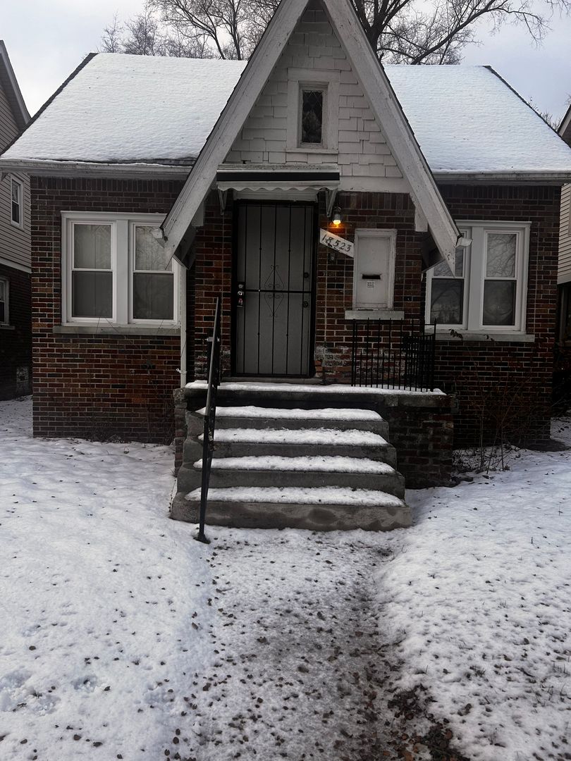 Detroit House: 18523 Wexford