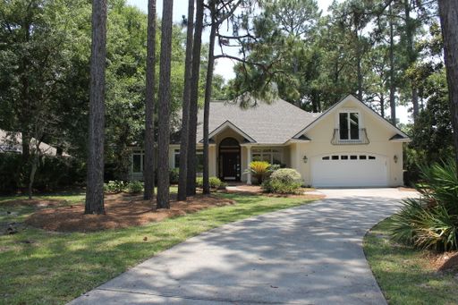 Beautiful Home in Indigo Run with Private Pool! Available December 2026 – photo 1