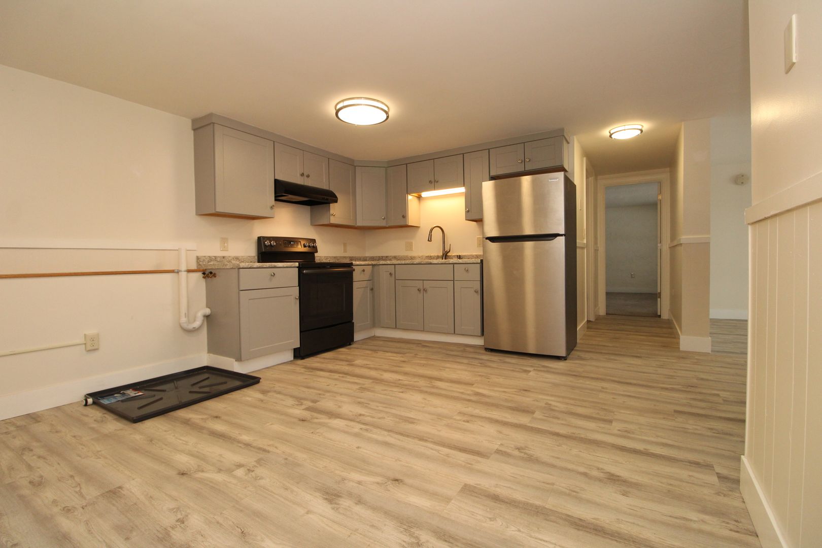 Windham Apartment: 820 Gray Rd