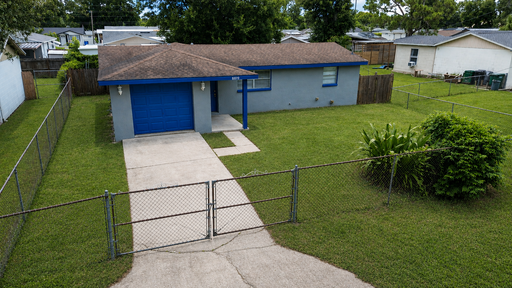 Beautiful 4 Bedroom, 2 Bath Home For Rent! – photo 1