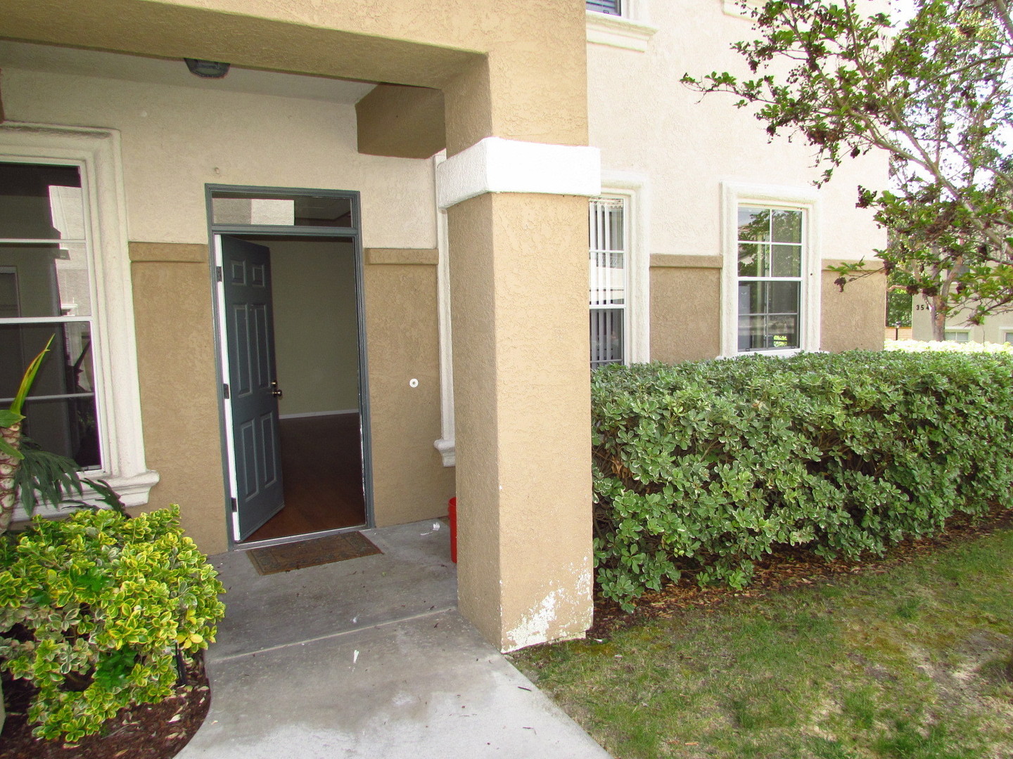San Diego Condo: 3540 Caminito El Rincon #83