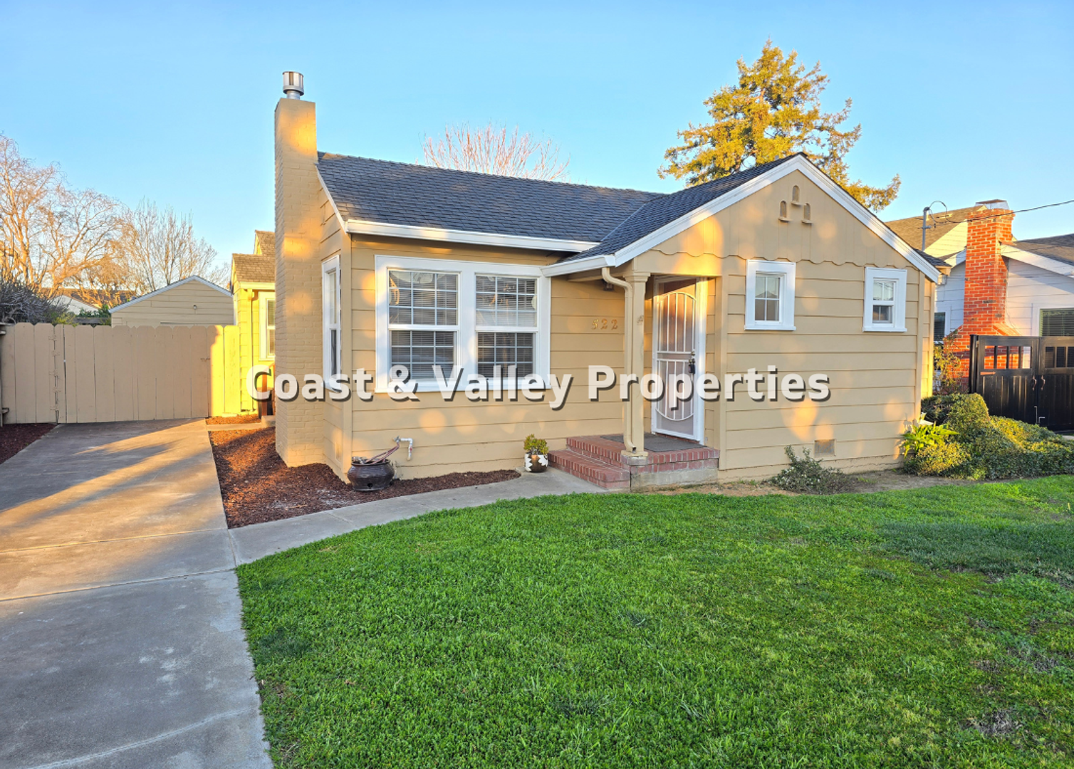 Salinas House: 522 Capitol St.