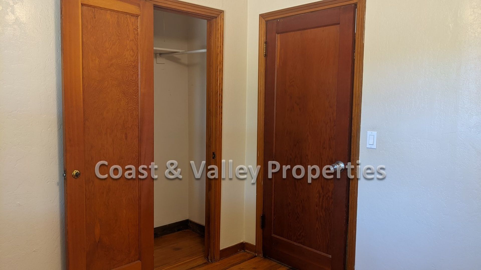 Salinas Apartment: 10385 Reese Cr.