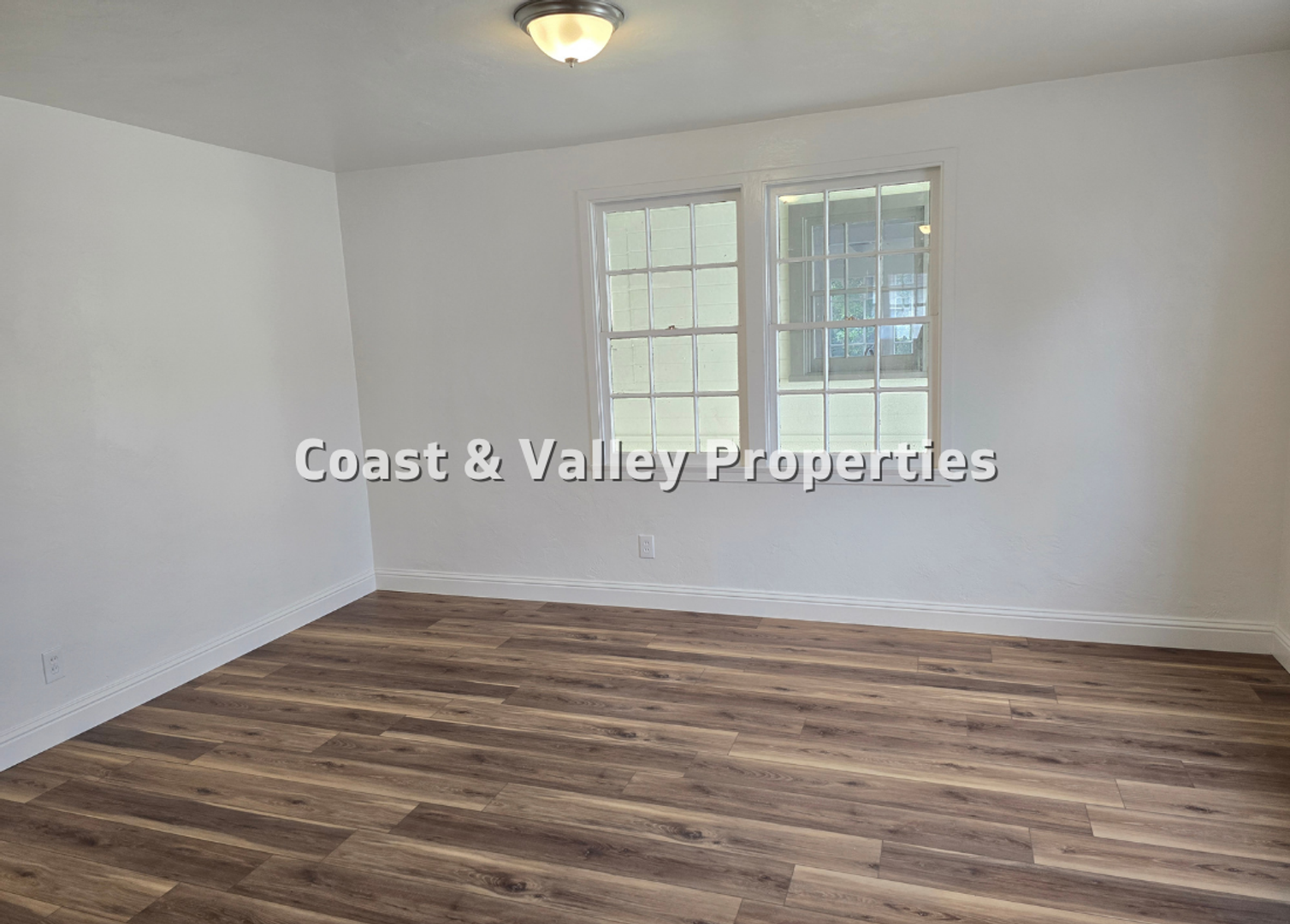 Seaside Apartment: 1252 Olympia Ave.