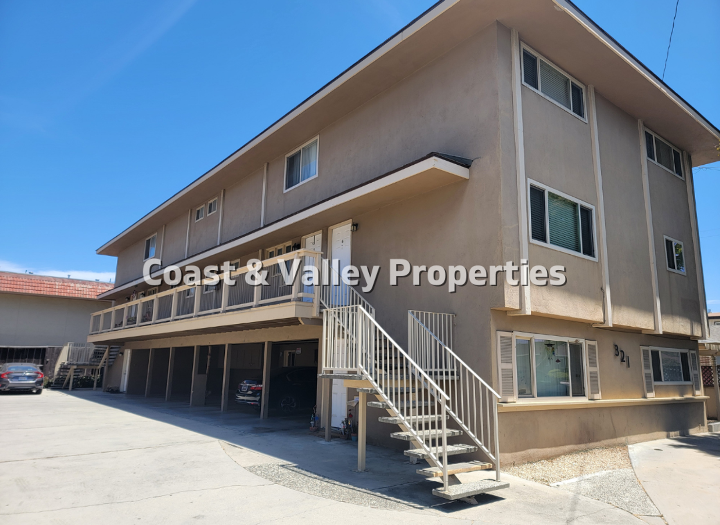 Salinas Apartment: 315 & 321 Katherine Ave.