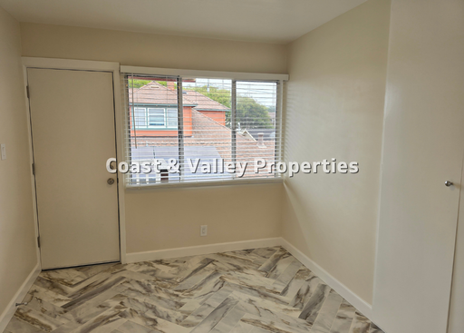 Beautiful Pacific Grove Apartment for RENT!!!