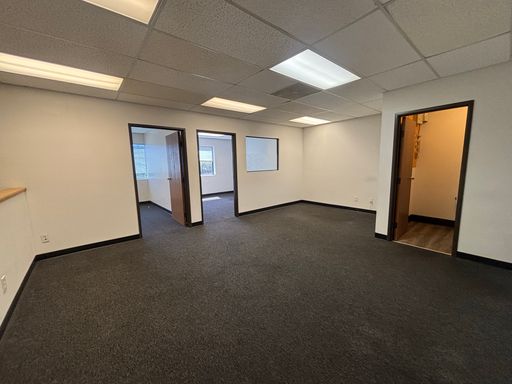Prime Commercial Space in Temecula's Thriving Business Hub