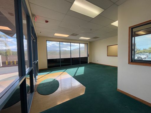 End Cap Retail ±2,130 SF | Bear Valley Plaza Wildomar | High Visibility
