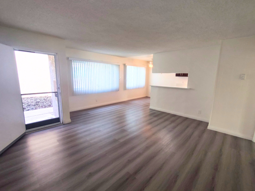Spacious 2BR + Garage | Los Alamitos | Near Parks & Shopping