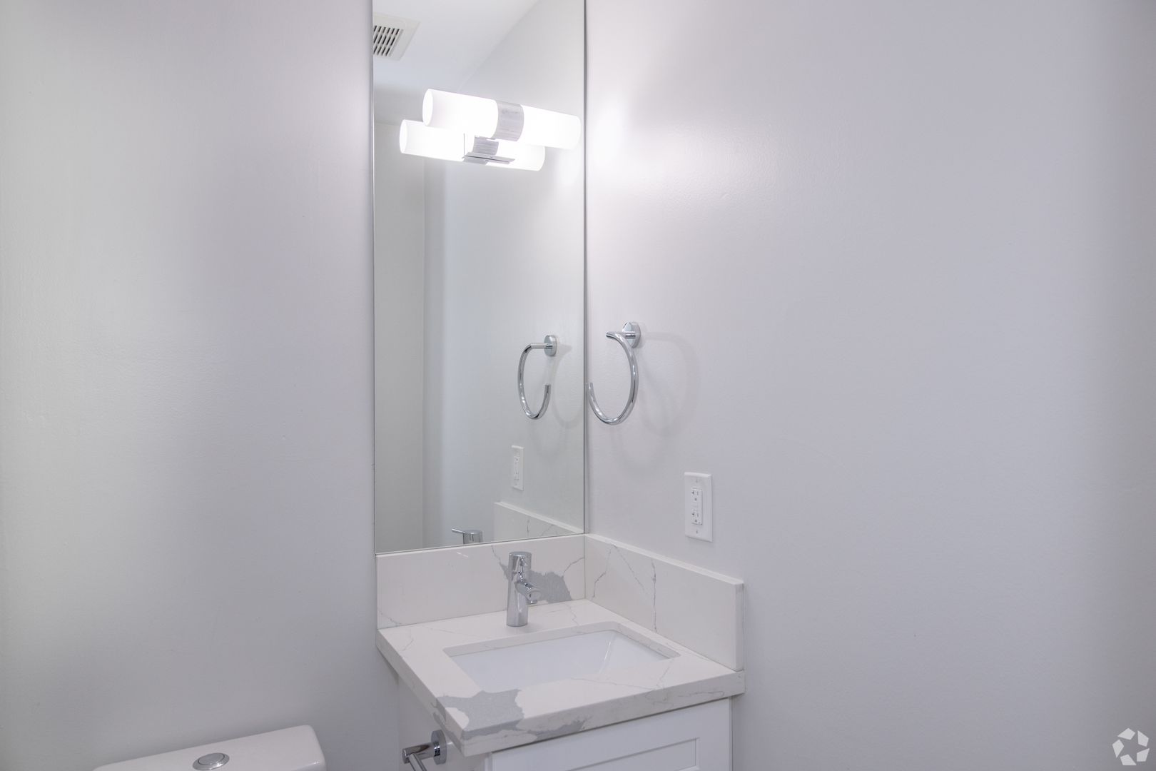 Santa Monica Apartment: 1424-1428 12th Street