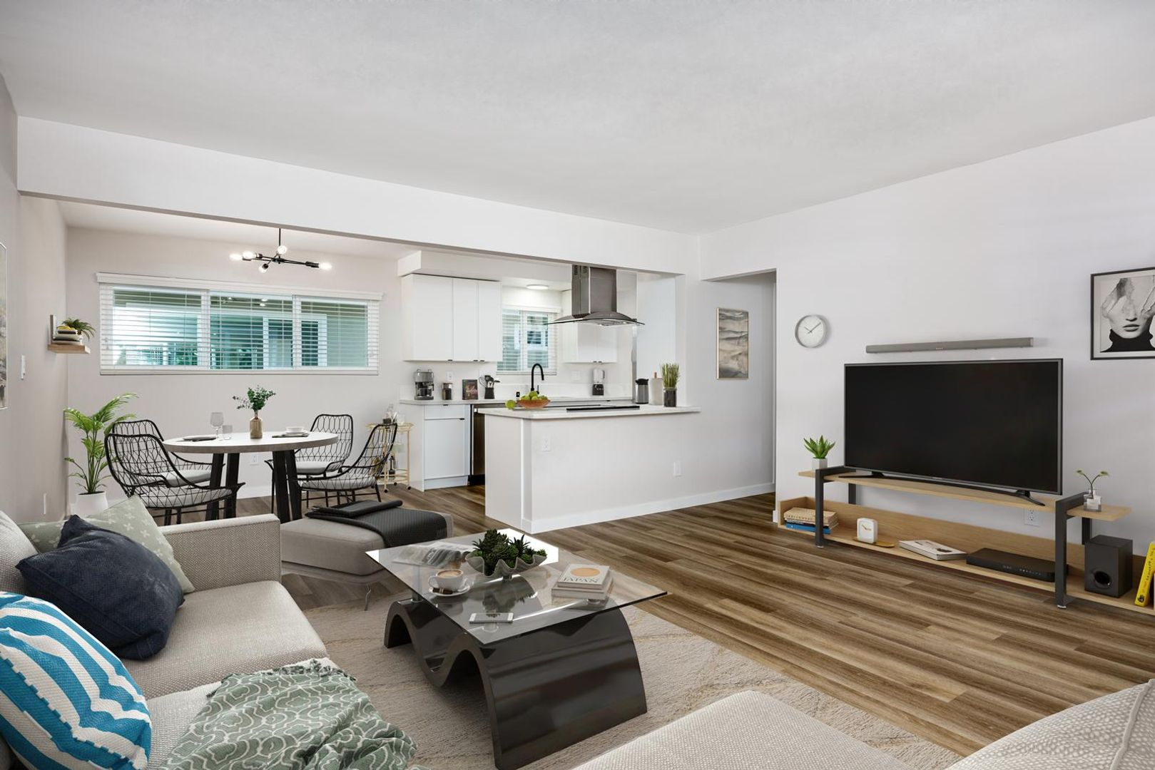 Redondo Beach Apartment: 1305 Amethyst Street