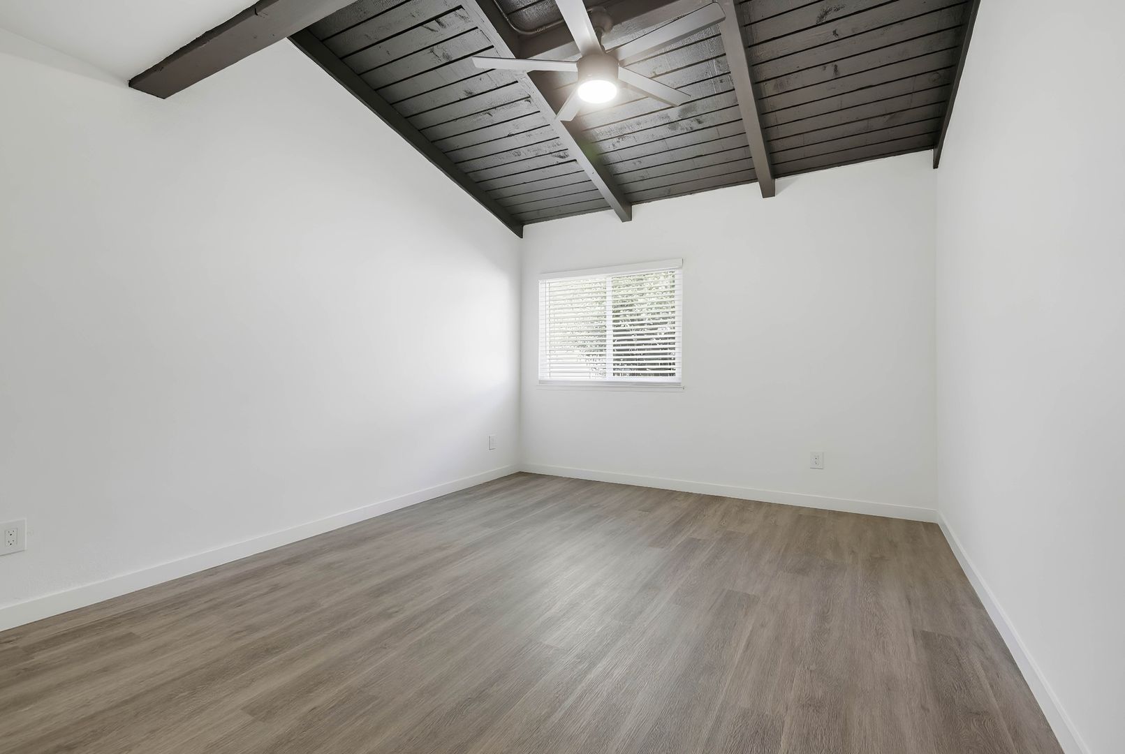 3D floor plan a 2 Bed, 2 bath apartment