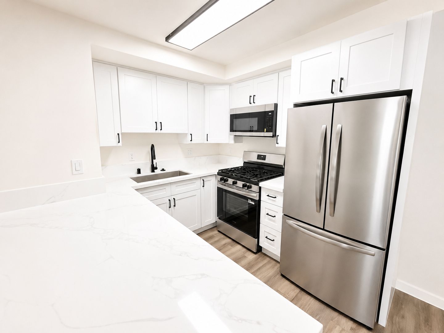 Anaheim Apartment: 2611 W. Baylor Circle