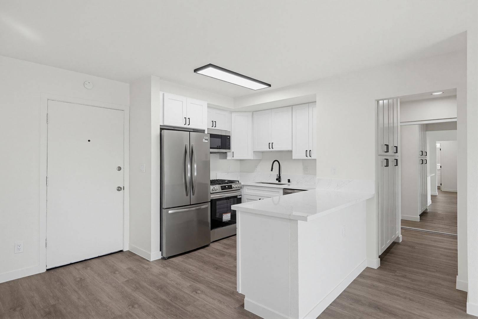 Anaheim Apartment: 2611 W. Baylor Circle