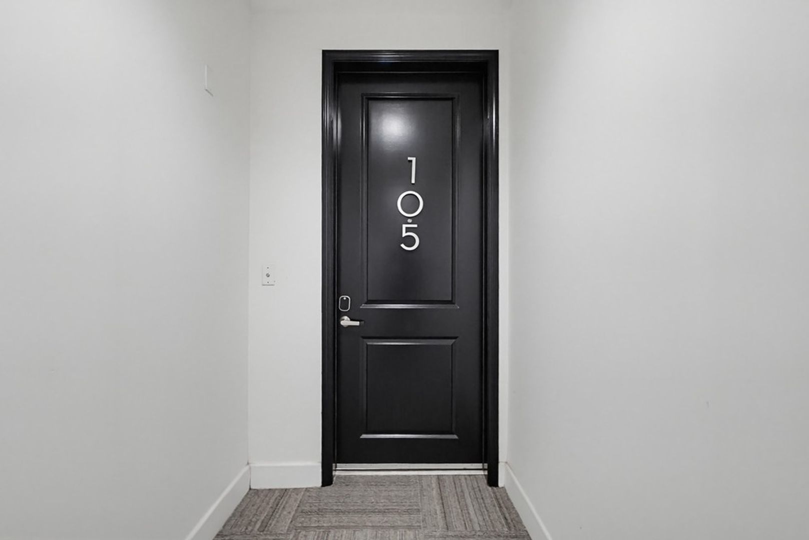 North Hollywood Apartment: 11011 Huston Street