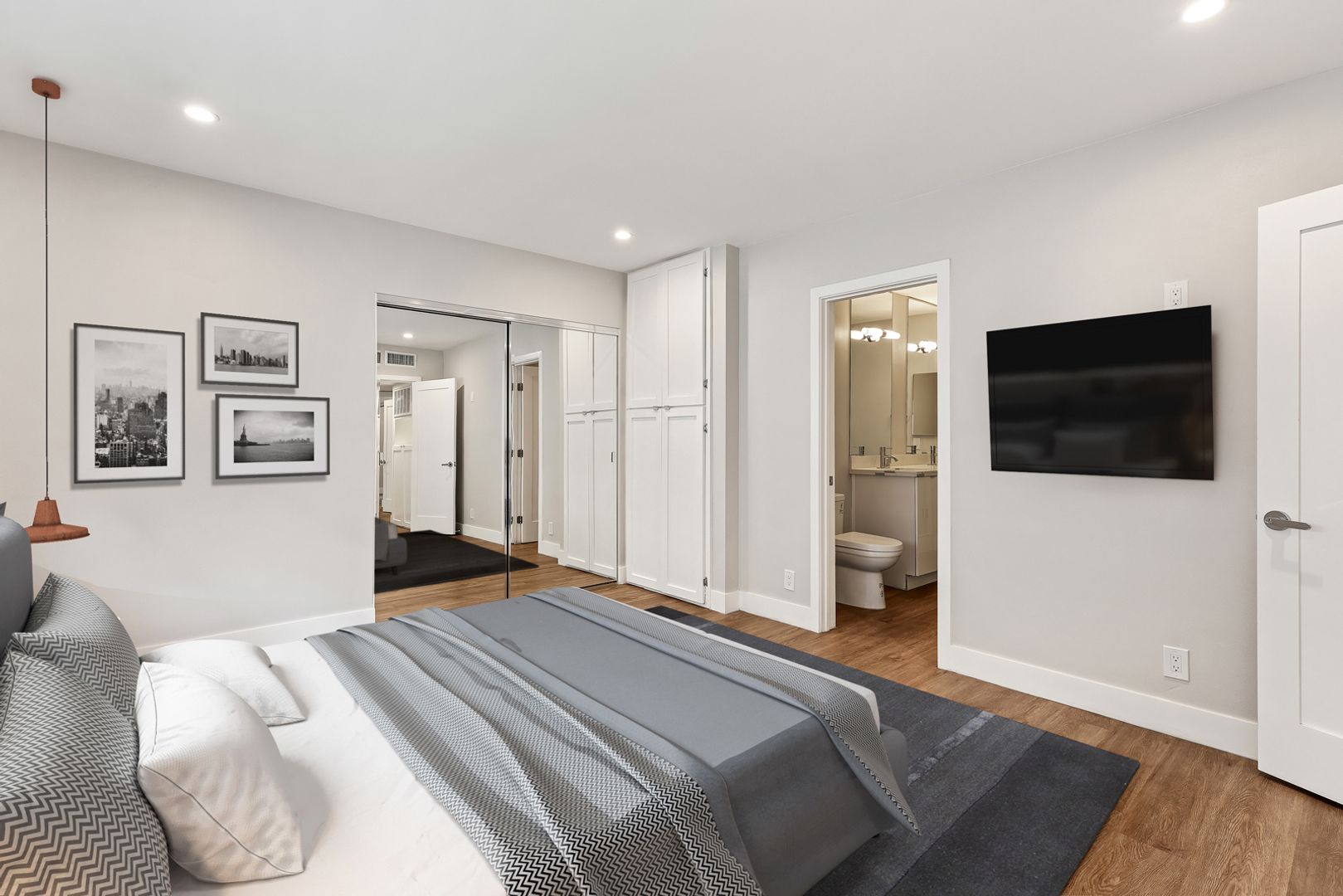 West Hollywood Apartment: 925-927 N. San Vicente Blvd