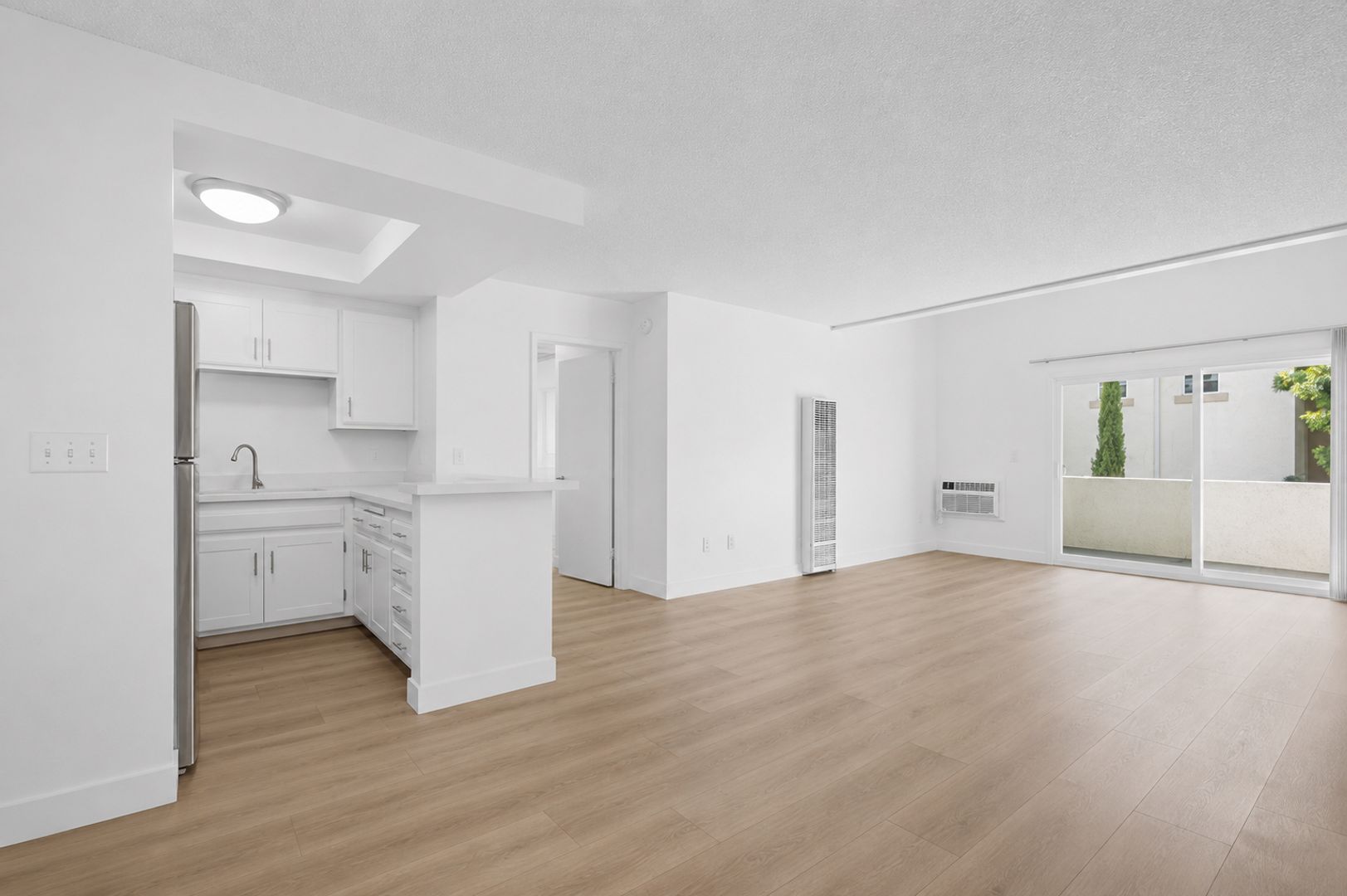 Anaheim Apartment: 2611 W. Baylor Circle