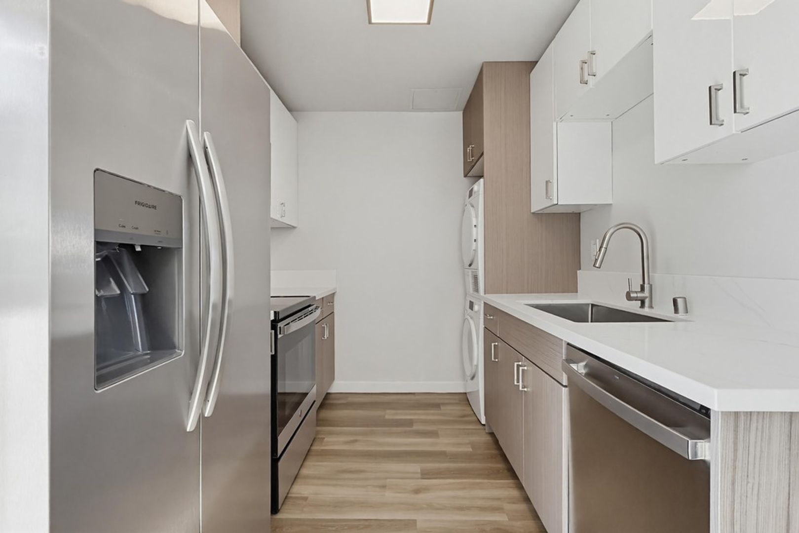 Lomita Apartment: 25829 Viana Avenue