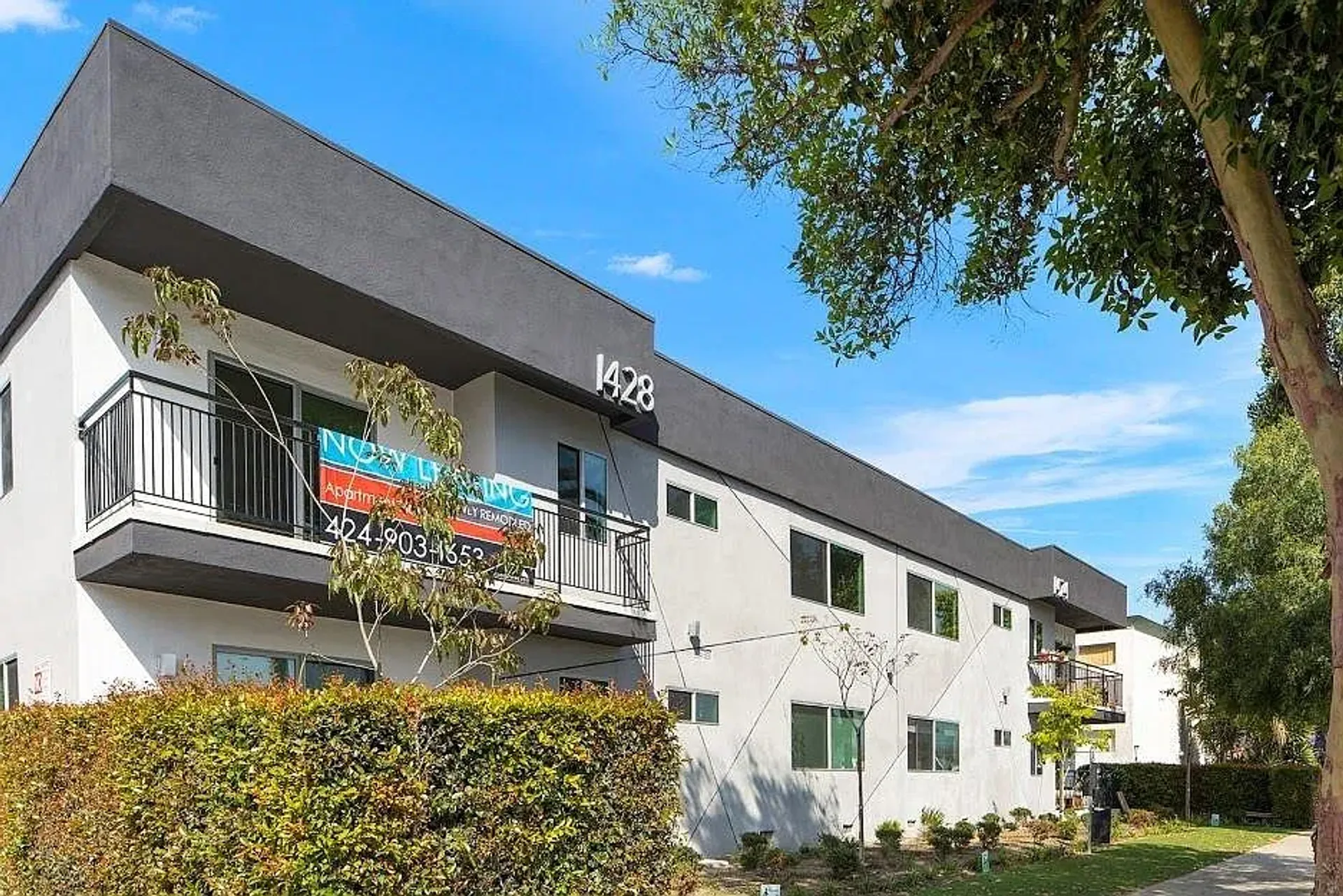 Santa Monica Apartment: 1424-1428 12th Street