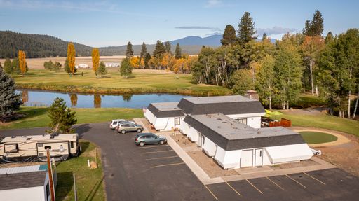 RV site $475mo + deposit includes water & sewer