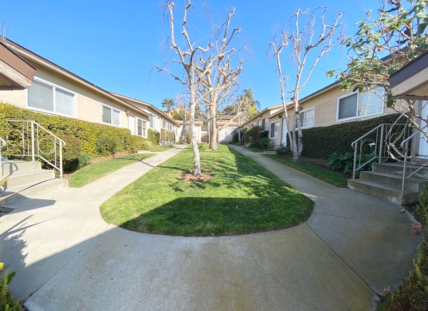 Redondo Beach Apartment: 2604-2606 S Aviation Blvd