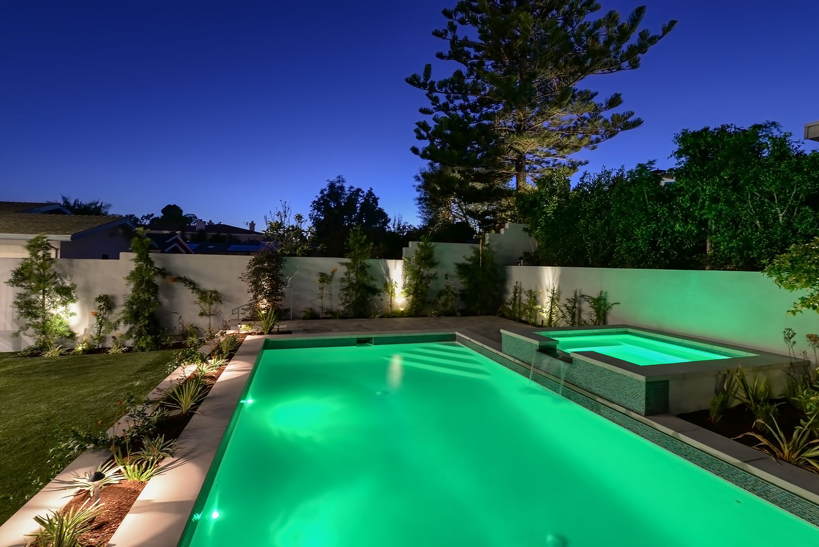 1041 8th Street 2 of 12