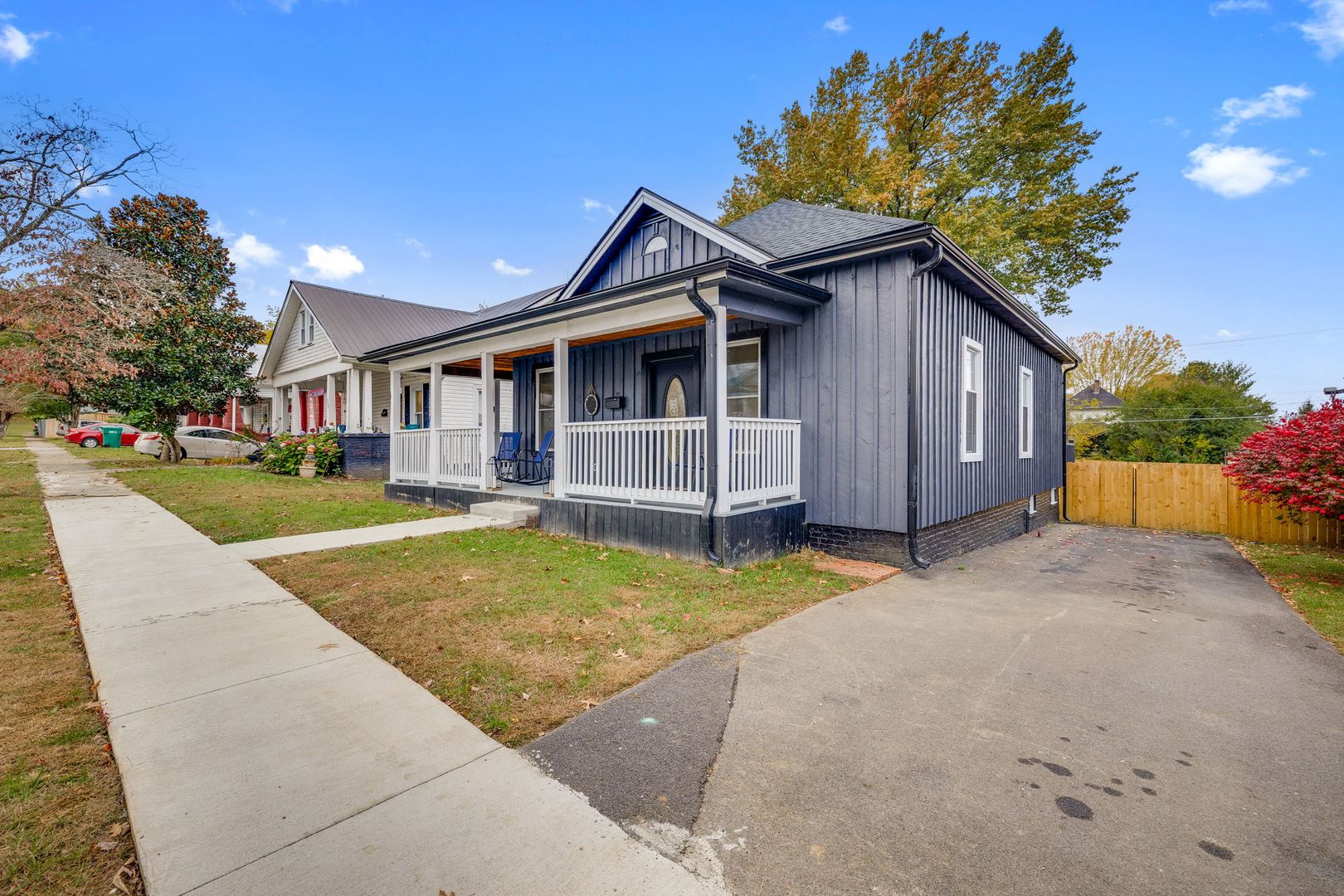 Erwin Apartment: 216 3rd Street