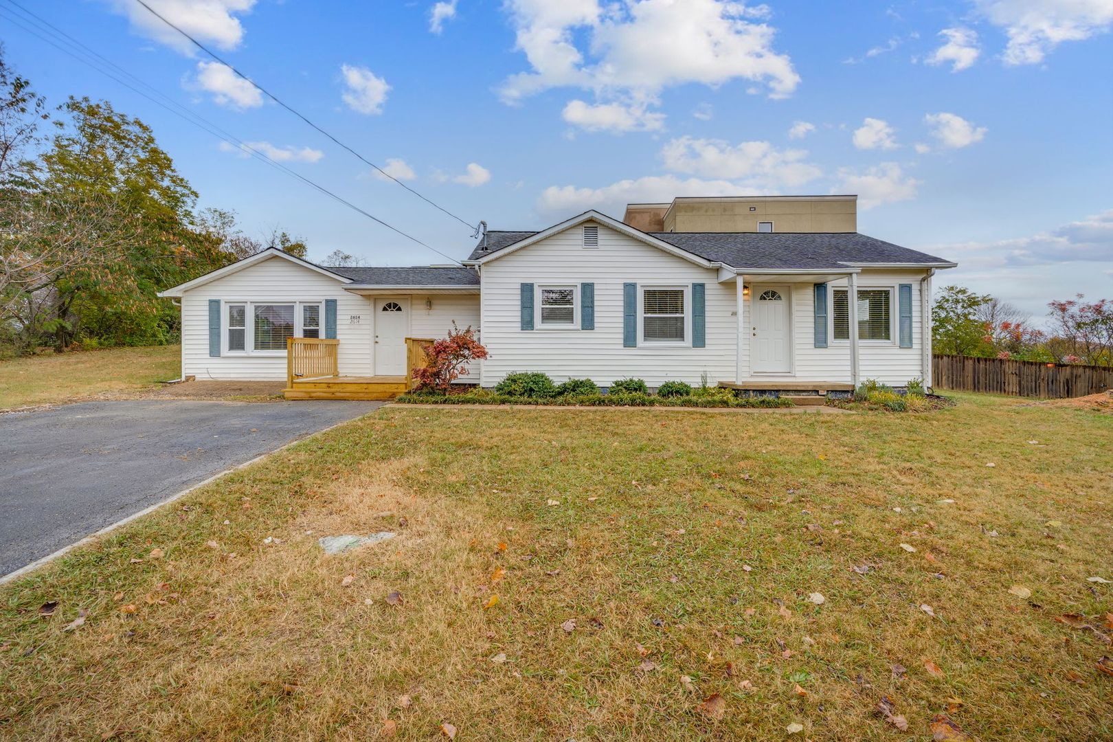 Johnson City House: 2614 Mimosa Lane