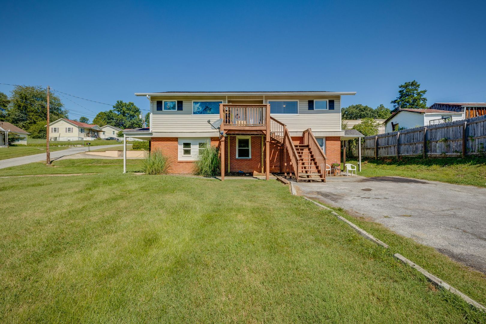 Kingsport Apartment: 405 Salem Street