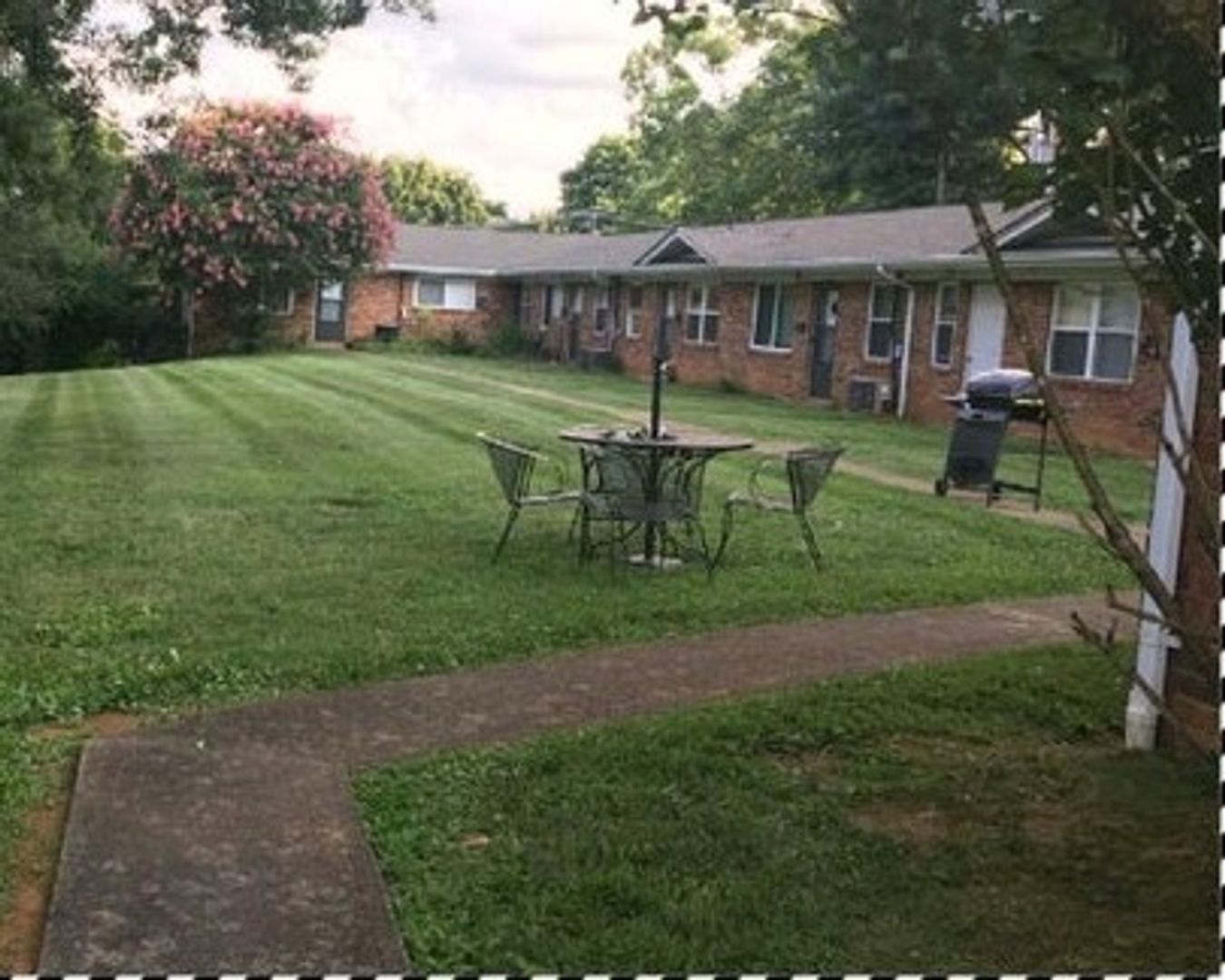 Jonesborough Apartment: 205 N 2nd Ave