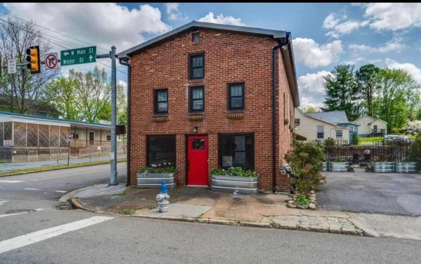 401 West Main Street Johnson City, Tennessee 37604