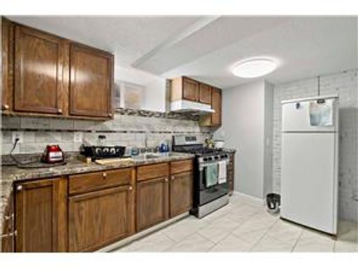 Garden-Level One-Bedroom-Plus-Den; Discounted Rent for Snow and Lawn Maintenance Available! – photo 1