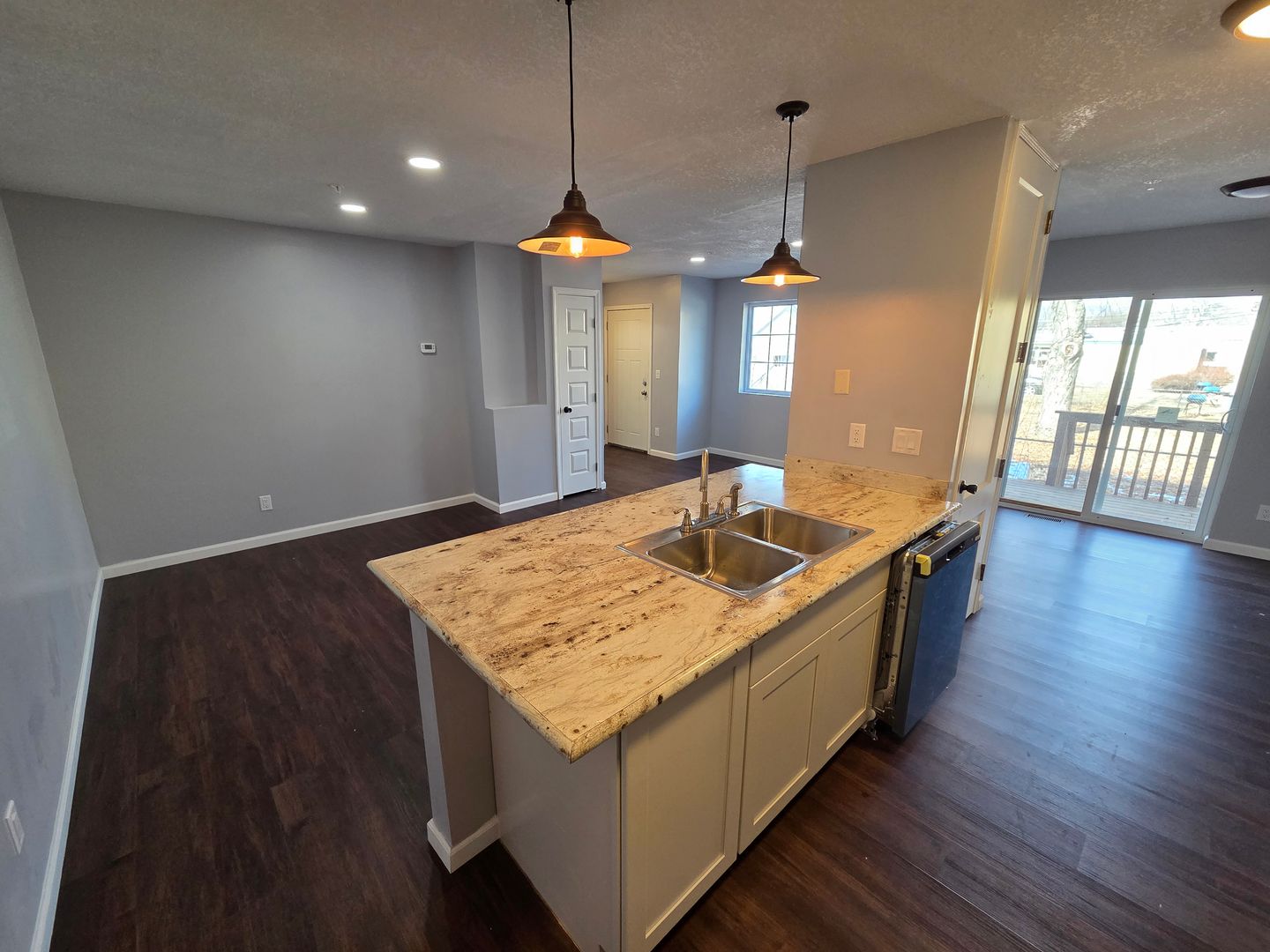 Crystal Apartment: 4741 Welcome Ave