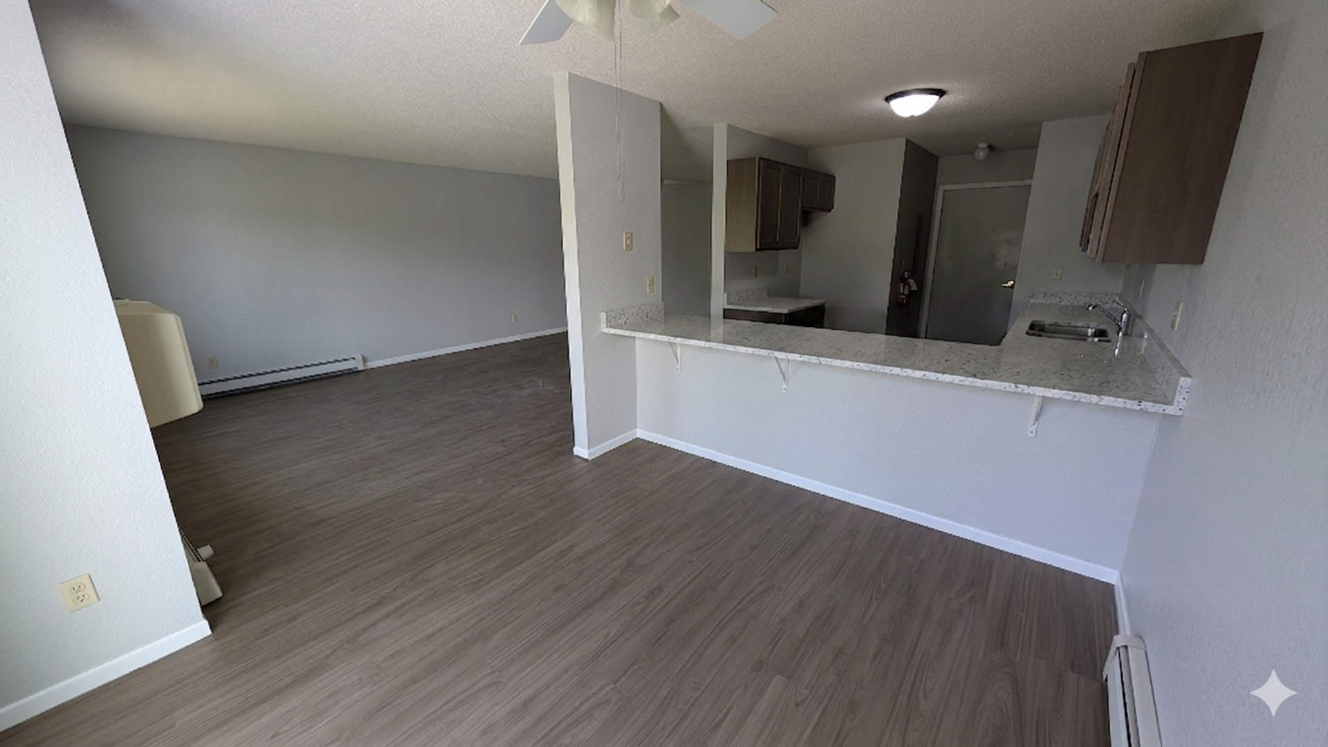 Austin Apartment: 4th Ave SE Austin