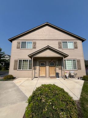 Lower Deposit Plus Move in Rent Special! – photo 1