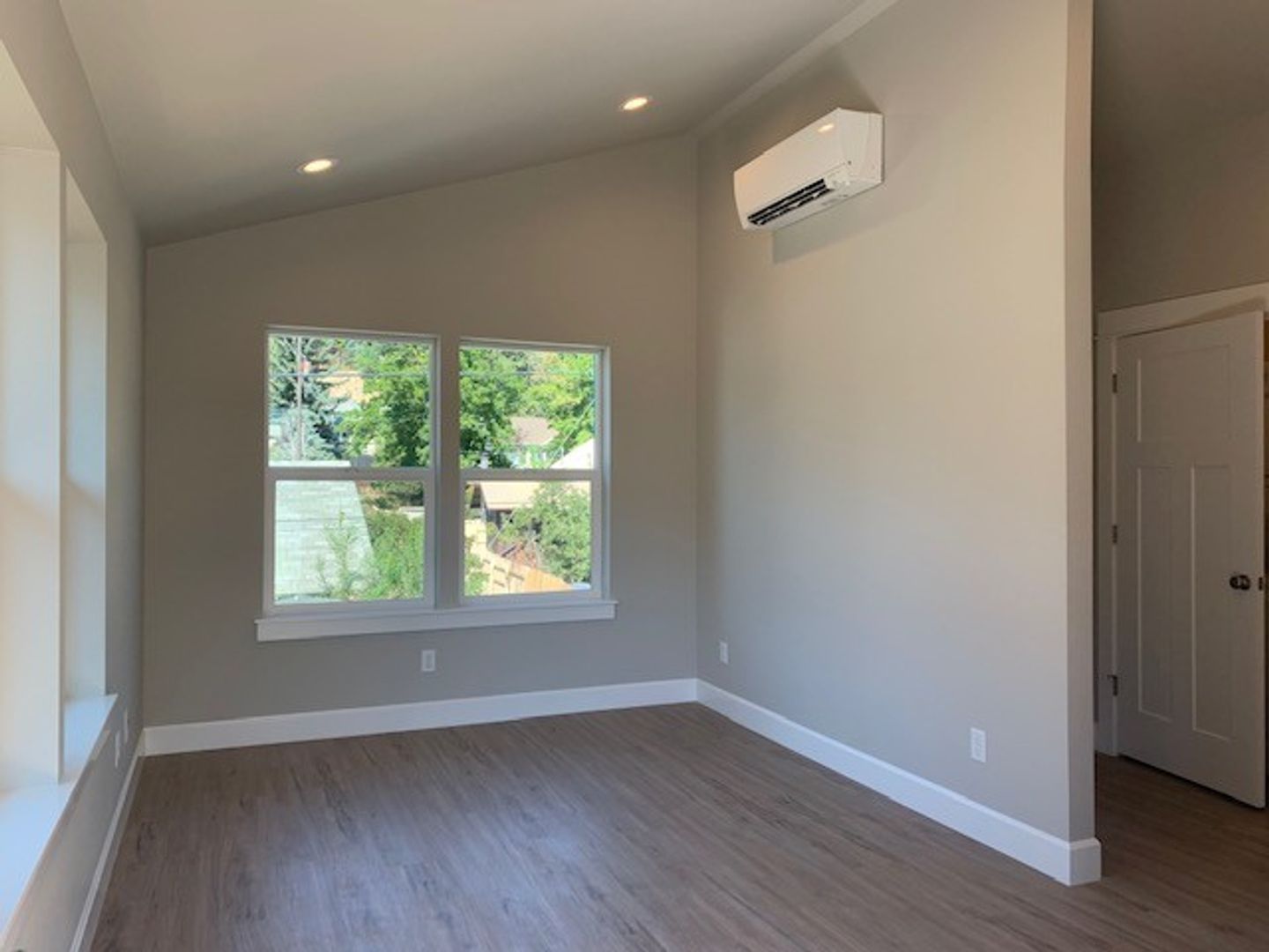 Bend Apartment: 740 NW Ogden