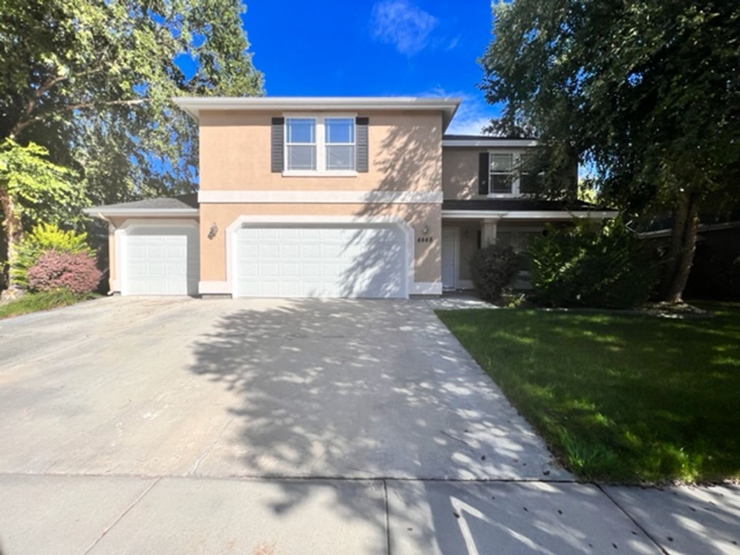 Meridian House: 4448 N Heritage Woods Way