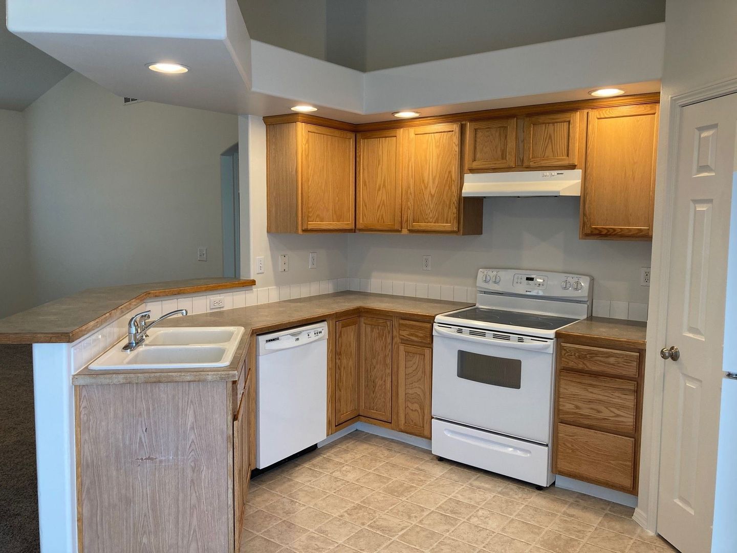 Heritage - 641 Unit 204 7 of 12