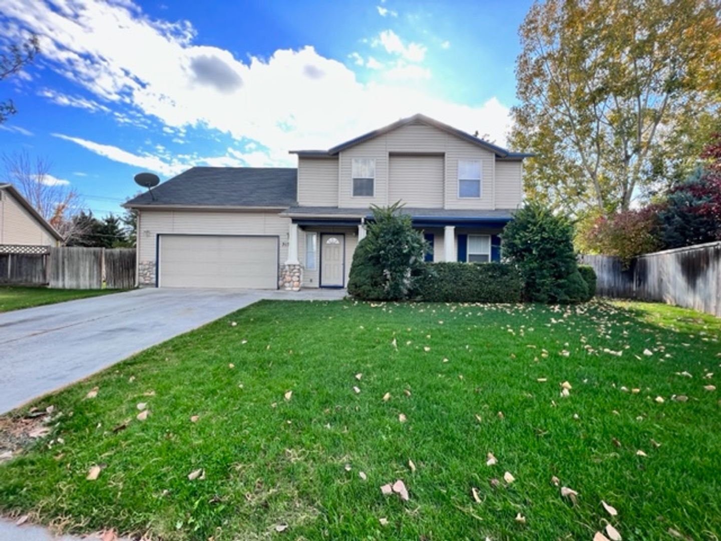 Meridian House: 3137 W. Pudu  St.