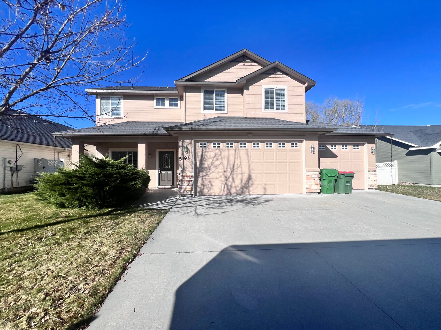 Meridian House: 5193 N Toscana Ave