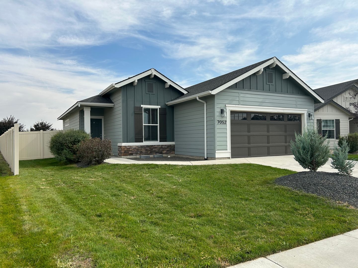 Meridian House: 7052 S Catfish Creek Ave