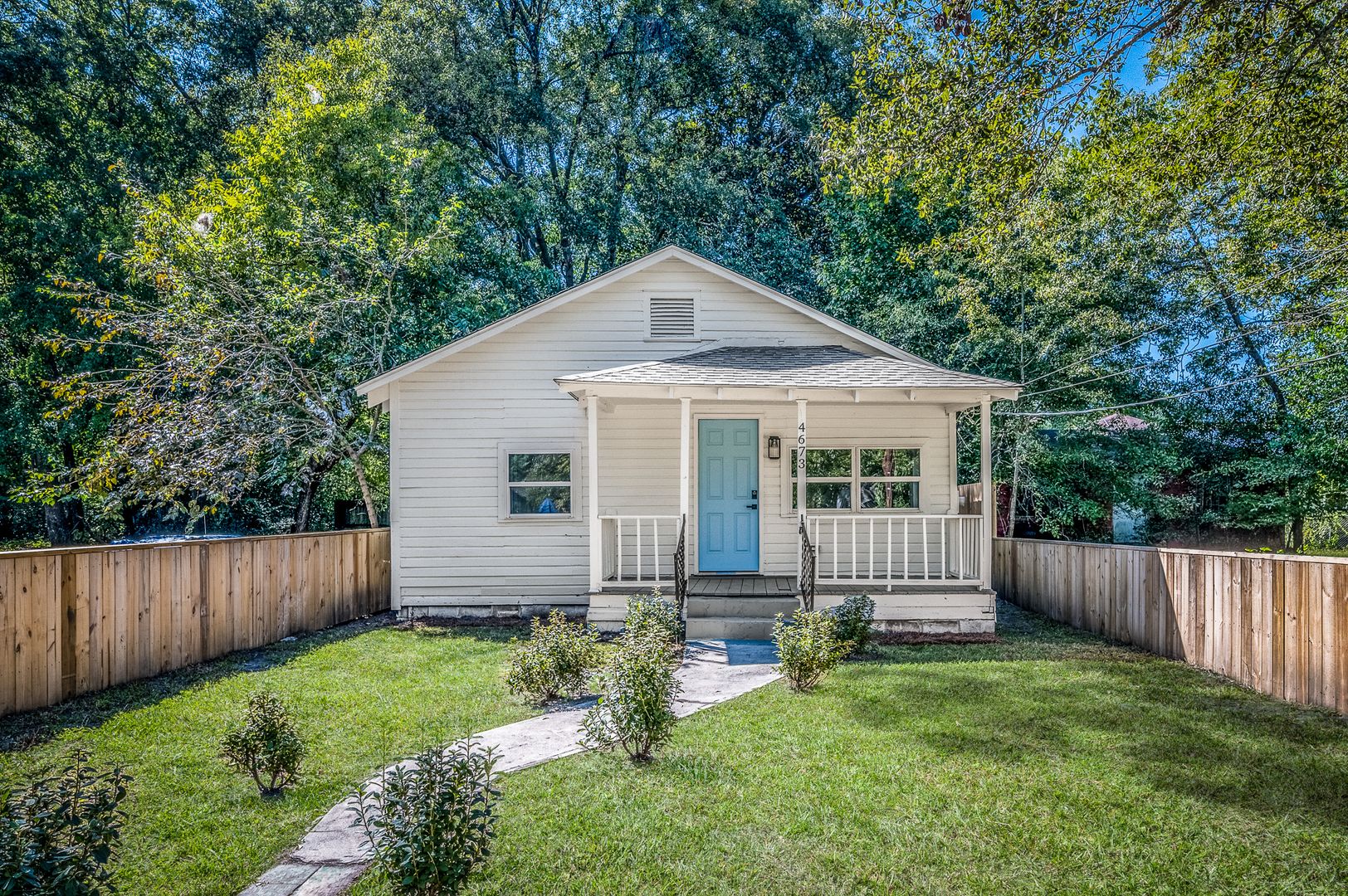 North Charleston House: 4673 Hassell Ave