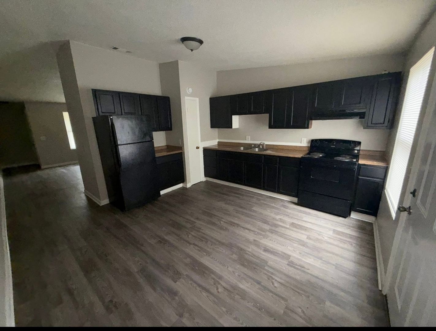 Albany Apartment: 318 Station Crossing Drive