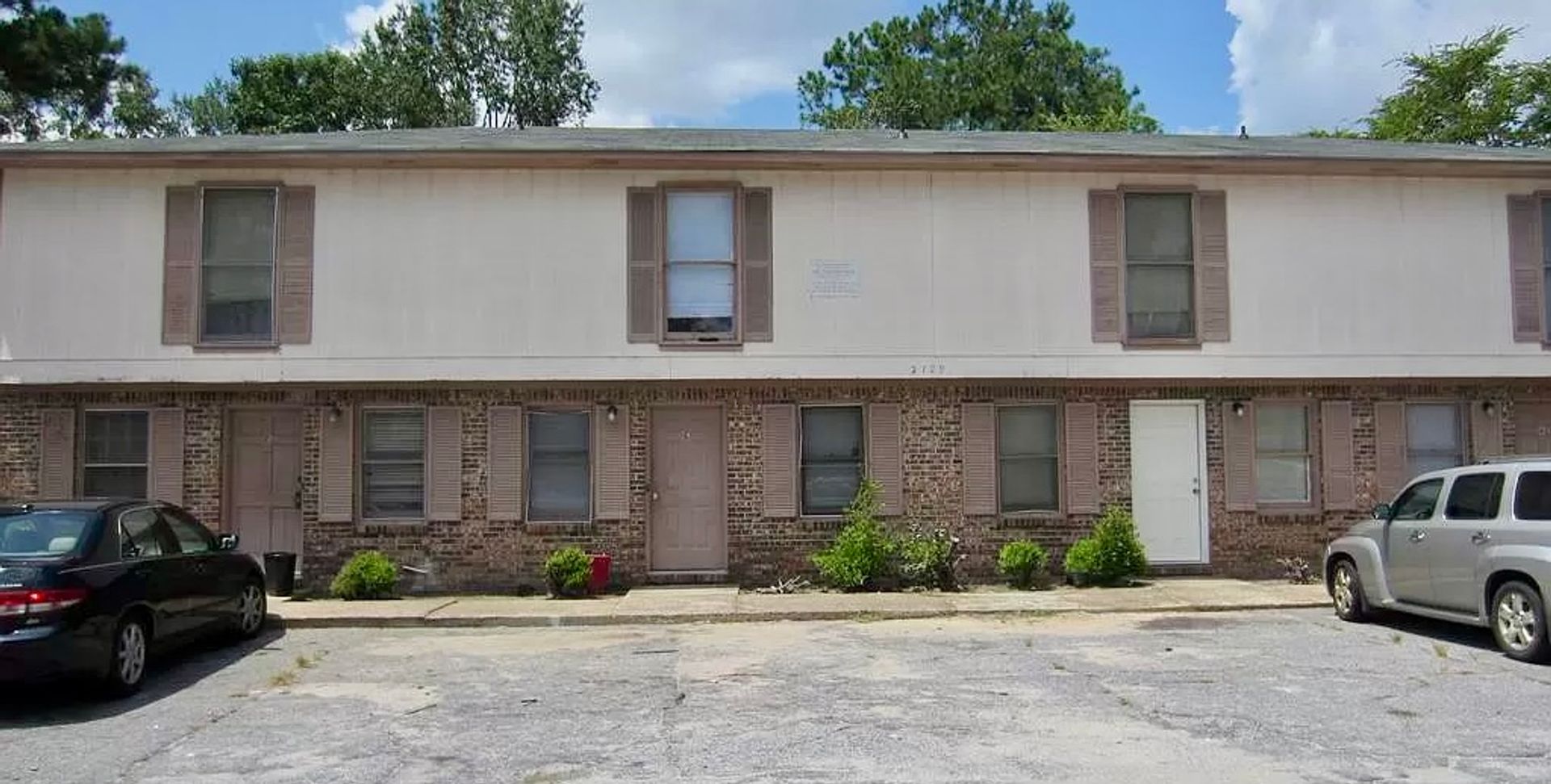 2129 W Gordon Avenue