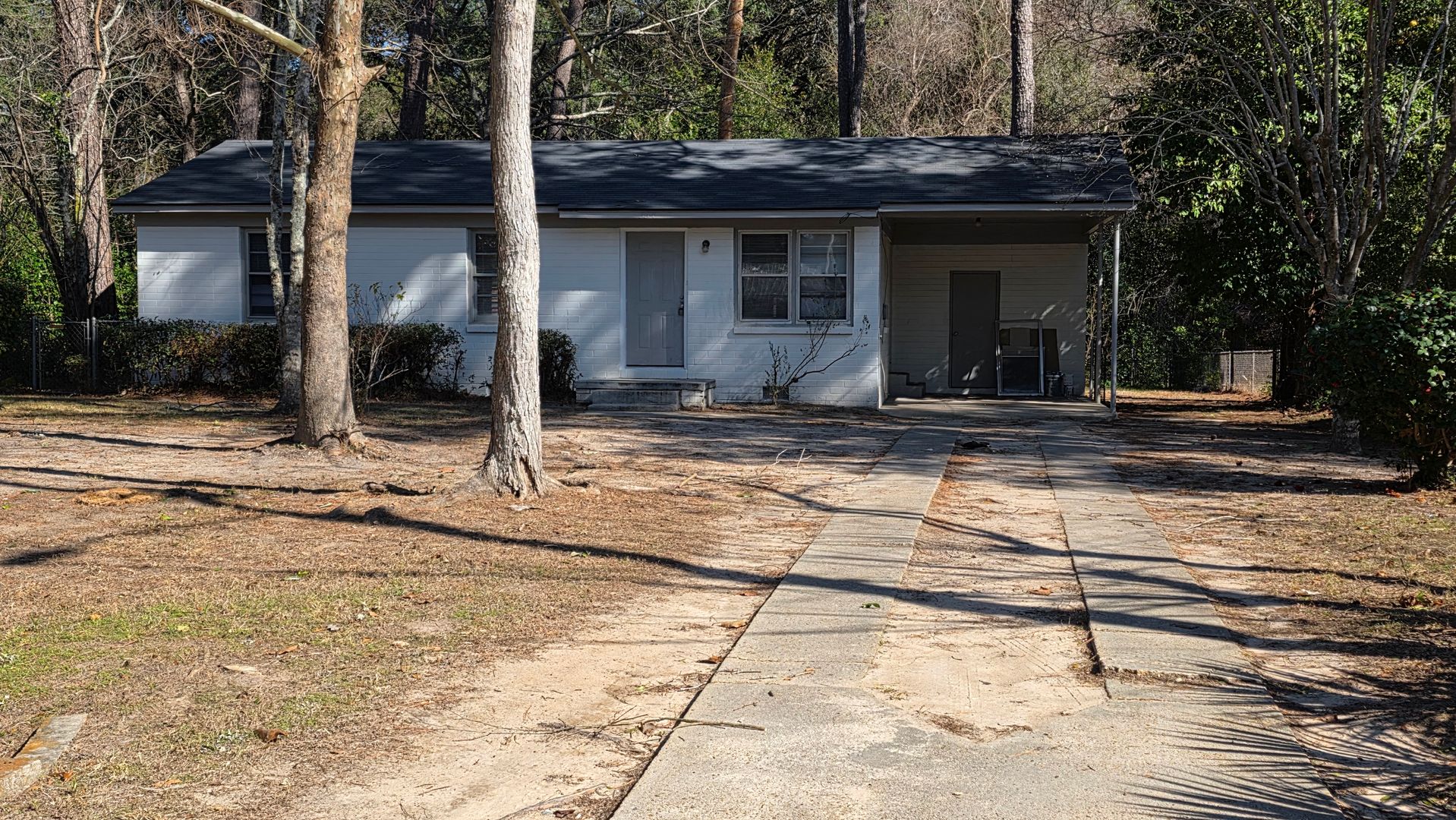 Albany House: 334 Williams Street
