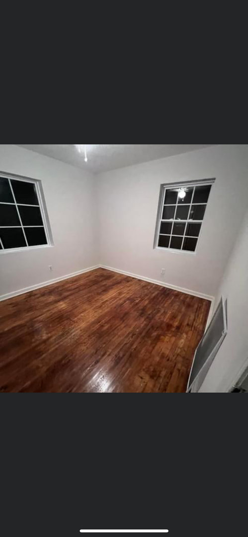 Albany Apartment: 903 A 7th Avenue