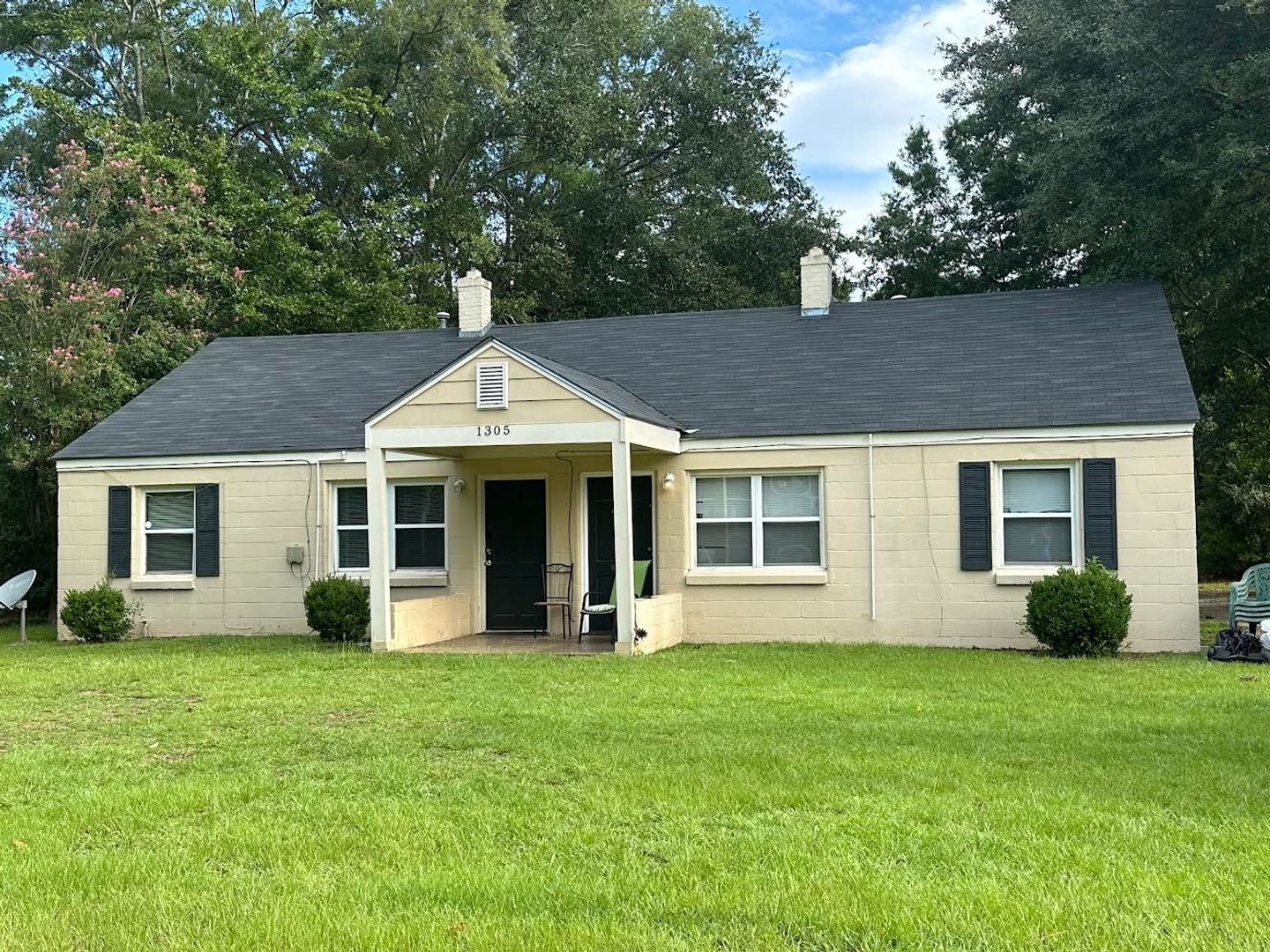 Albany Apartment: 1305 8th Avenue