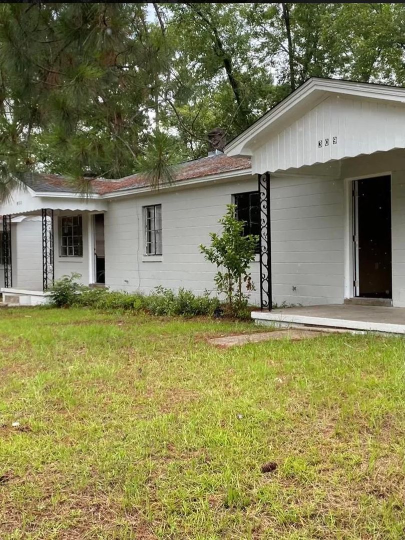 Albany Multiplex: 311 Cleveland