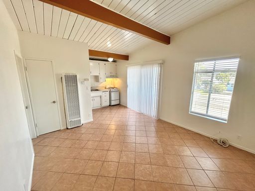 Now Accepting Applications! | Upstairs 1 Bed/1 Bath Apartment in Lompoc with Balcony | On-Site Laundry & Assigned Parking