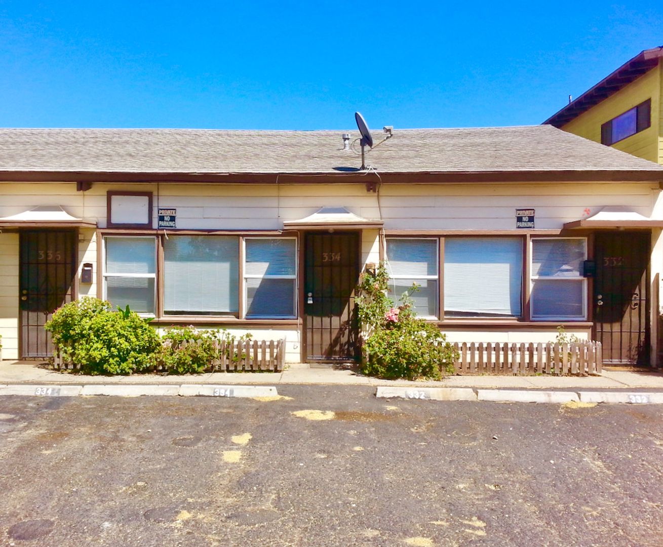 Lompoc Apartment: 332-338 N. K Street/324-330 W. Laurel Street